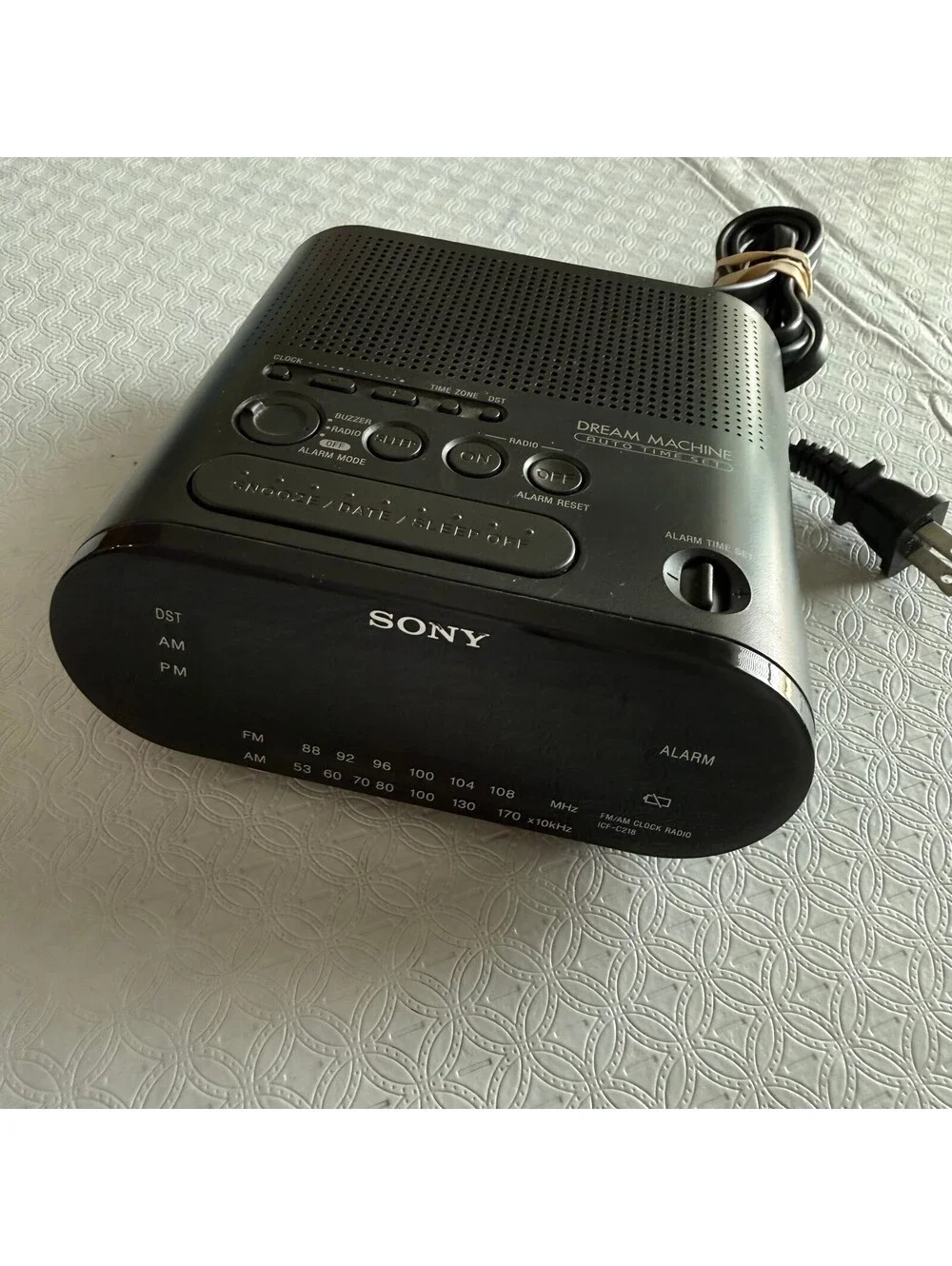 Sony Dream Machine FM/AM Clock Radio Model ICF-C218